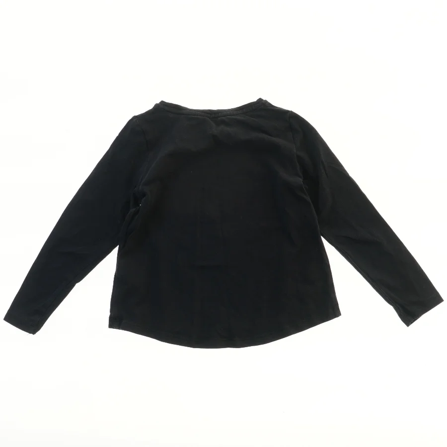 Langærmet trøje med palietter fra H&M (str. 104)