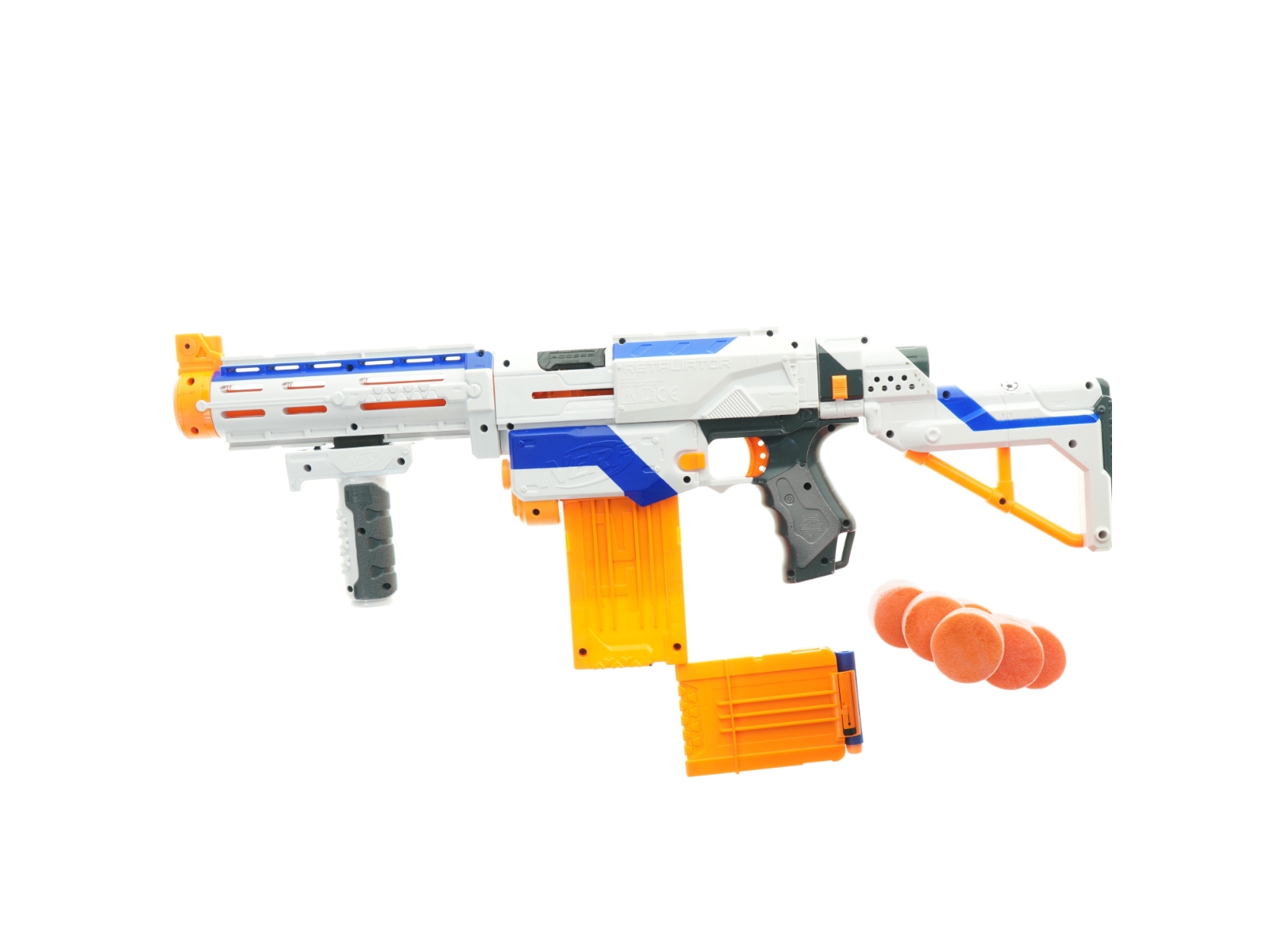 Legetøjsblaster med skumpile fra Nerf (str. 65 x 24 cm)