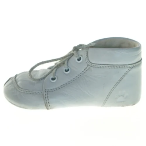 Brugte baby sko i hvidt læder fra Skofus (str. 21)