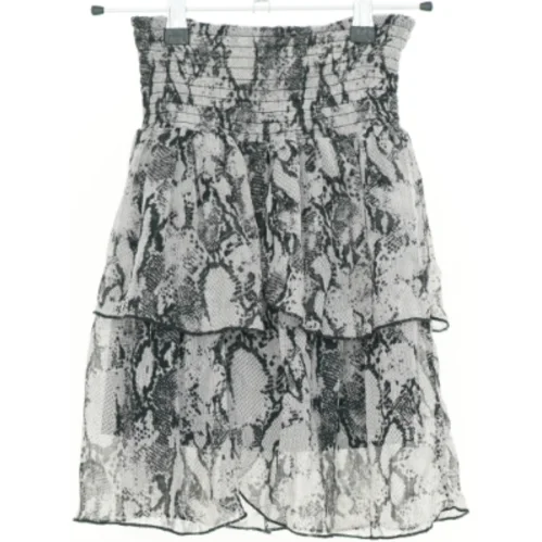 Nederdel fra Kids Up (str. 122 cm)