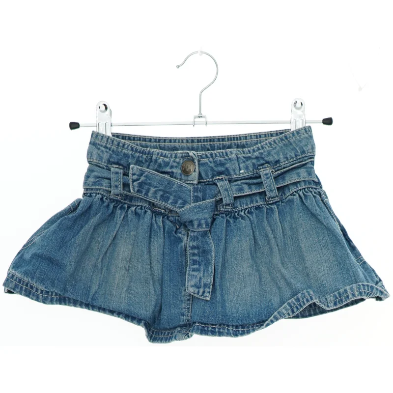 Denim nederdel med bælte fra Mads & Mads (str. 92)
