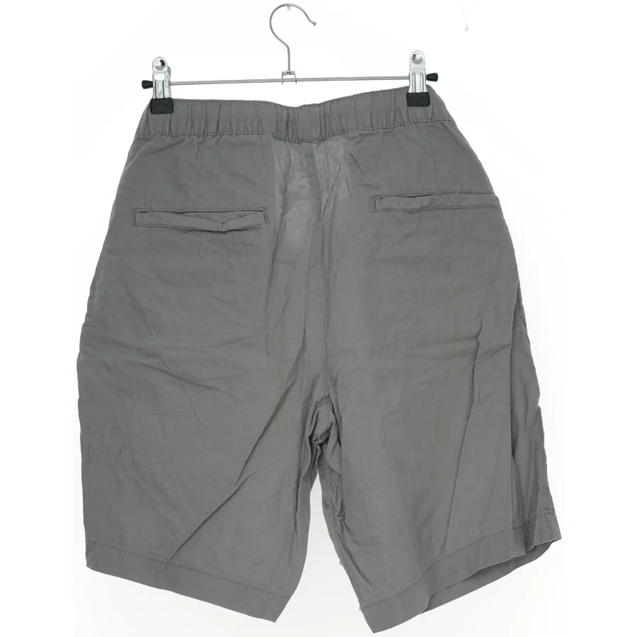 Shorts fra H&M (str. 176 cm)