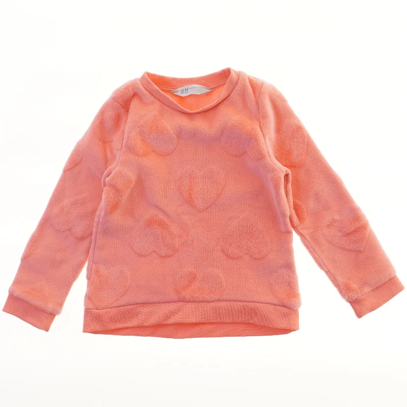 Sweatshirt med hjerter fra H&M (str. 104)