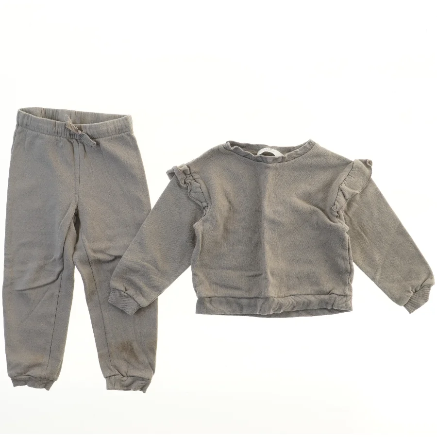 Beige joggingsæt til børn fra H&M (str. 98)