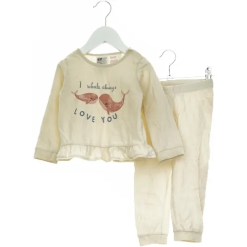 Nattøj fra H&M (str. 86 cm)