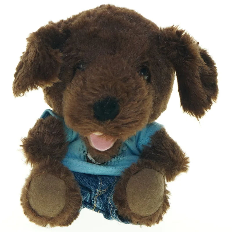Tøjdyr hund med tøj (str. H. 18 cm)