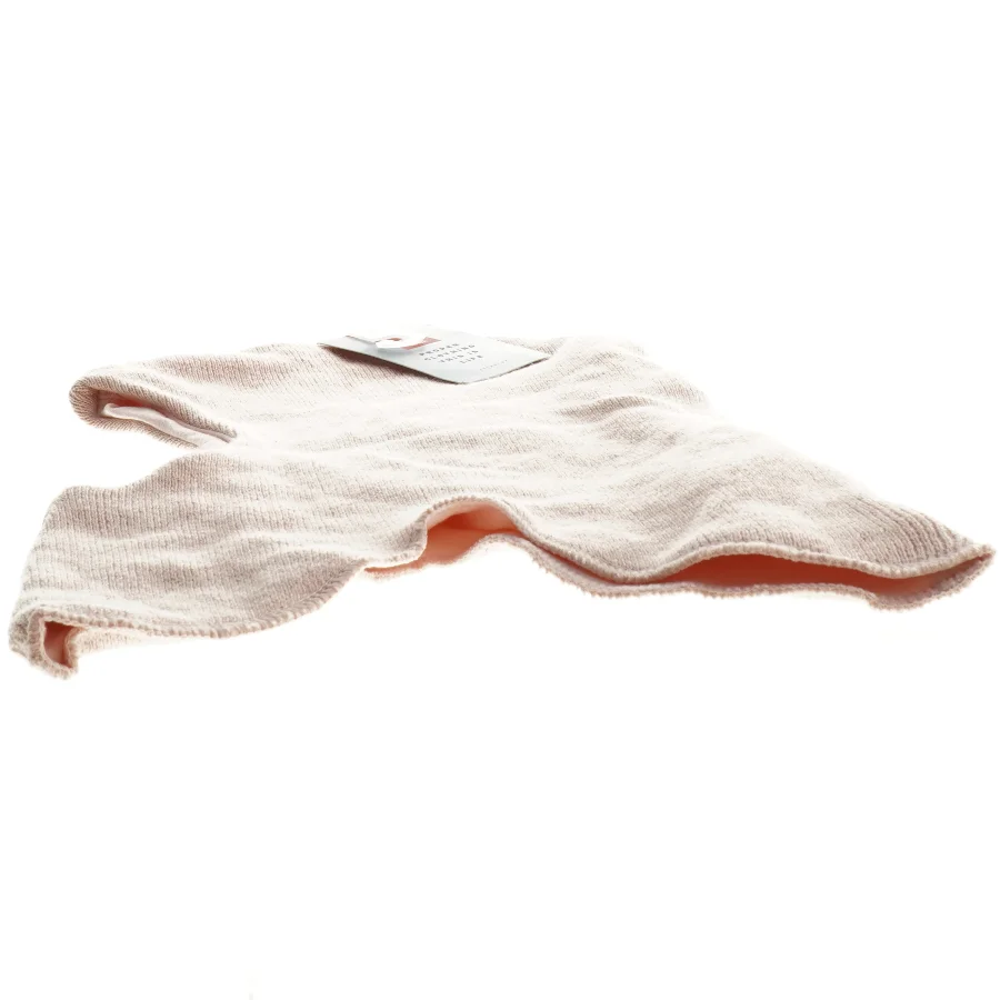 Hue i lyserød. Helt ny med mærke