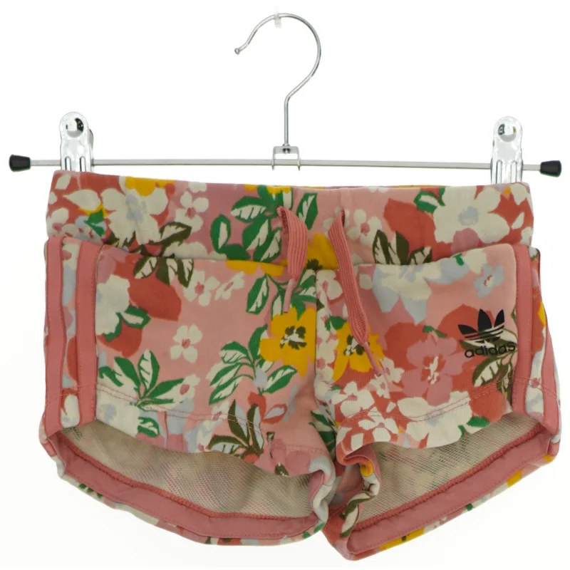 Shorts fra Adidas (str. 104 cm)
