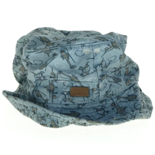 Bøllehat med flyvemaskine print fra Melton (str. 53)