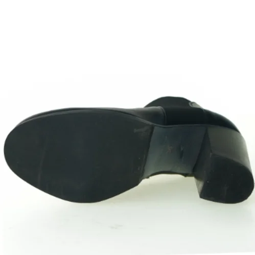 Ankelstøvler med hæl fra Cos