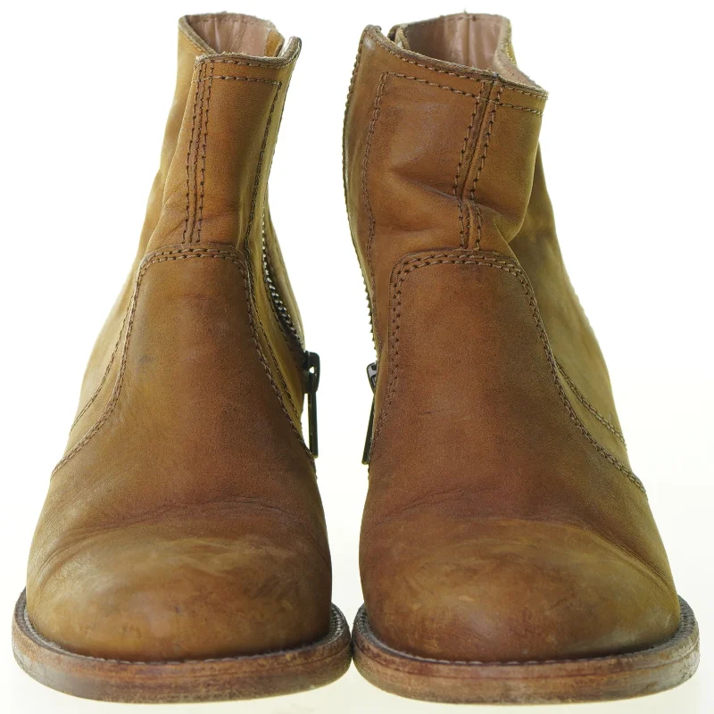 A.P.C. Anna cowboy boots (str. 35)