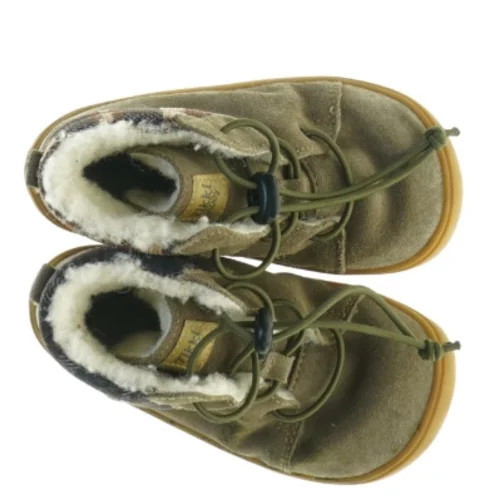 Barfodsstøvler i ruskind fra Tikki (str. 23)