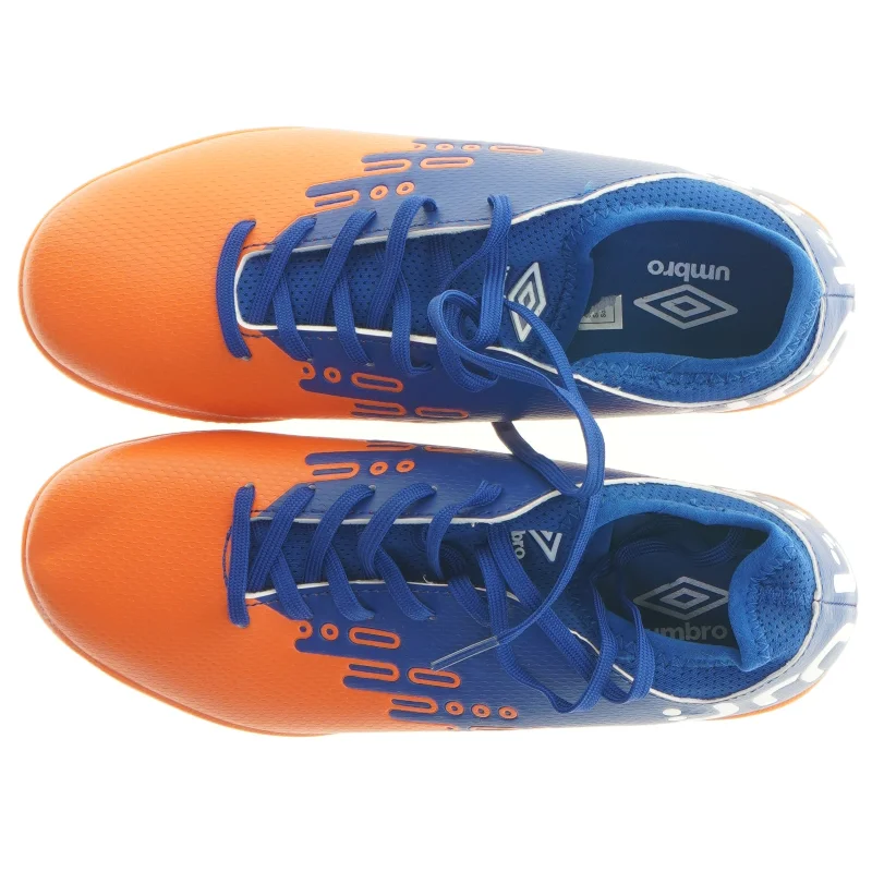 Umbro indendørs fodboldstøvler fra Umbro (str. 36)