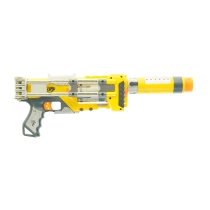 Nerf N-Strike Elite Retaliator fra Nerf (str. 48 x 18 cm)