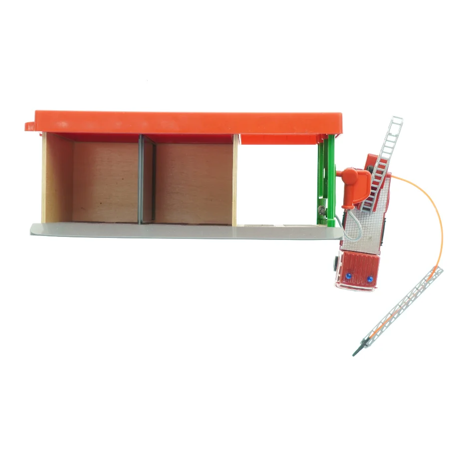 Brandstation med tilbehør (str. 37 x, 7 cm)