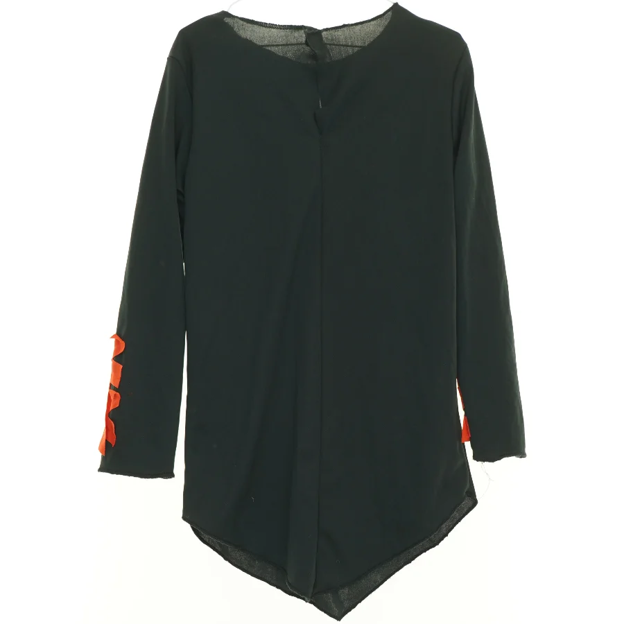 Kostume (str. 140 cm)