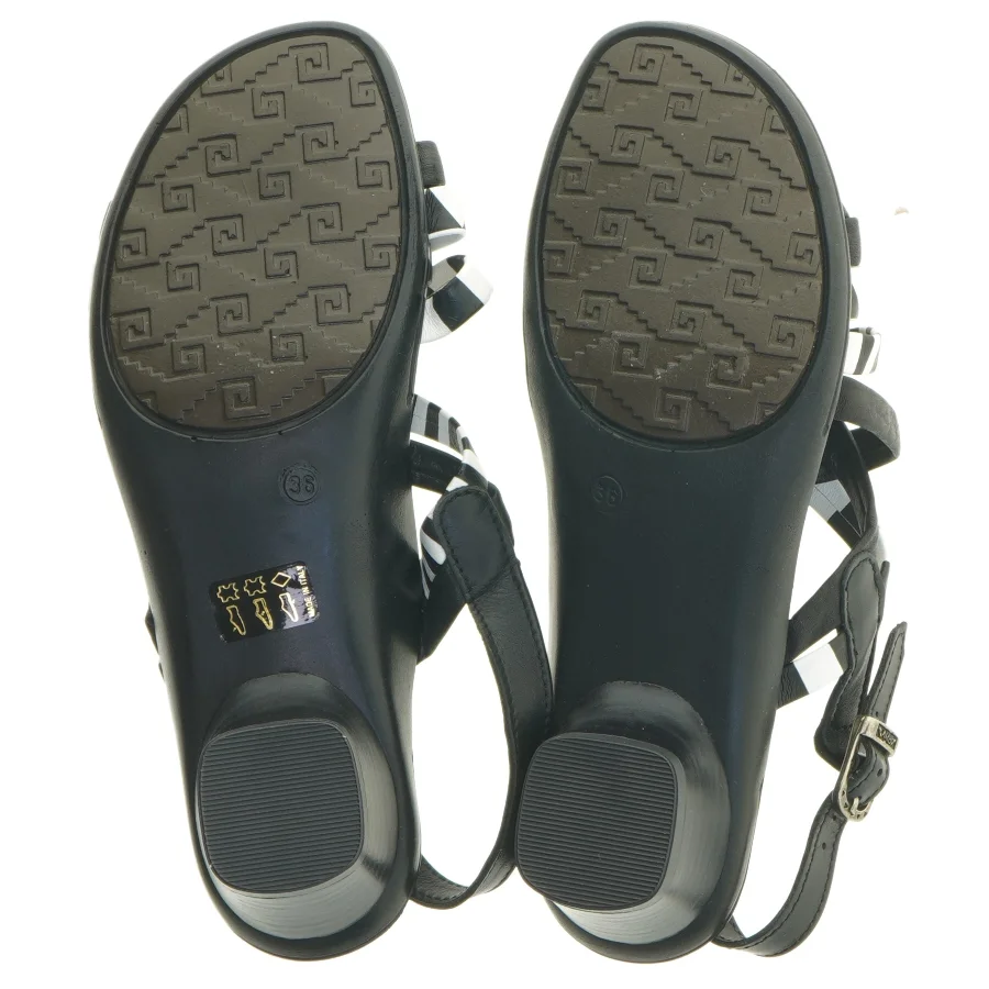 Ubrugt Sandal med hæl, størrelse 36 fra Arriva (str. 36 )