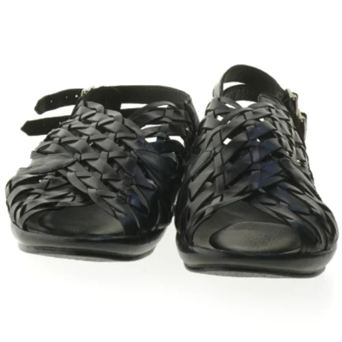 Ubrugte Sorte flettede sandaler fra Arriva (str. 37 )