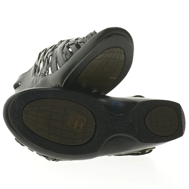 Ubrugte Sorte flettede sandaler fra Arriva (str. 37 )