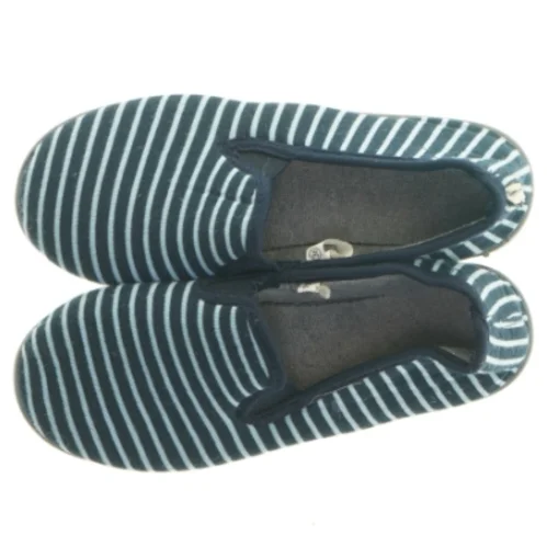 Stribede indendørs sko (str. 36)