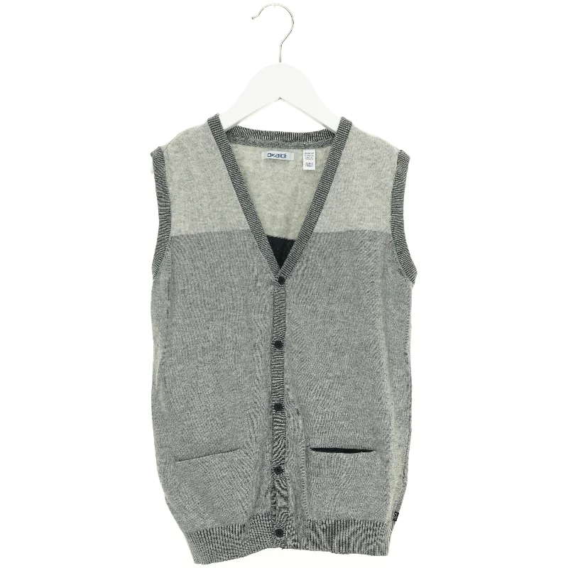 Strikvest fra Okaidi (str. 152 cm)