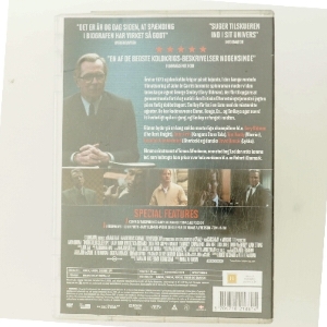 <div class="artist h2">
                    <a href="/artist/Tinker+Tailor+Soldier+Spy" title="Søg efter andre udgivelser med Tinker Tailor Soldier Spy">Tinker Tailor Soldier Spy</a>                </div>
                        Dame Konge Es Spion                            <span class="hidden">
                    Tinker Tailor Soldier Spy                </span> med Gary Oldman (DVD)