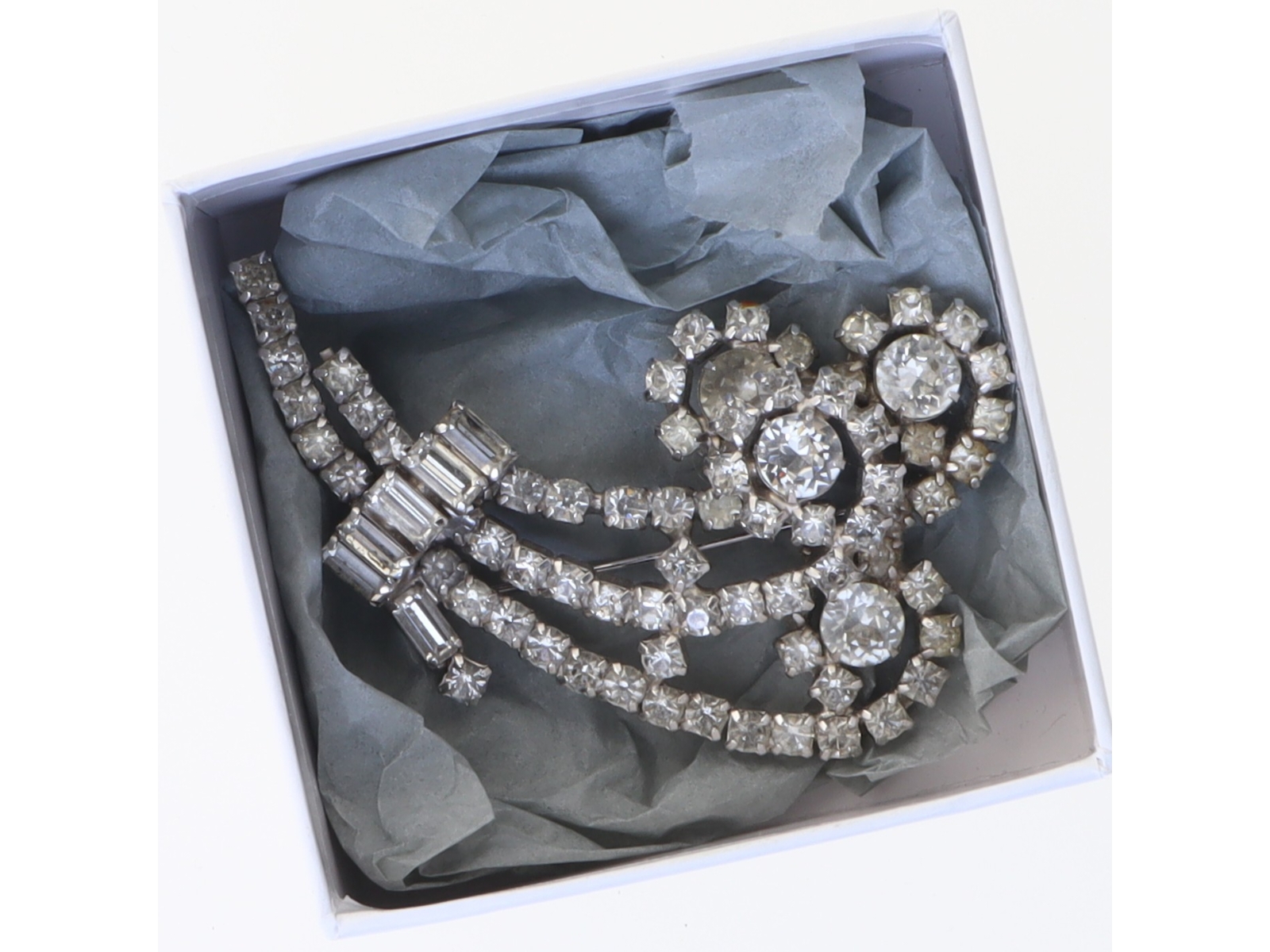 Vintage broche med strass (str. 5x8 cm)