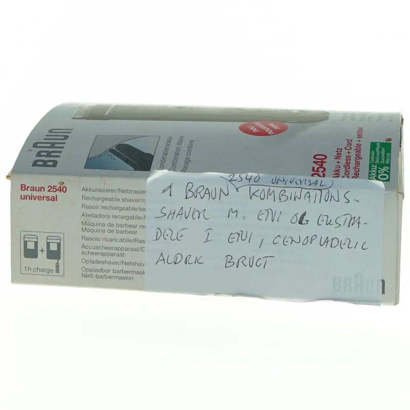 Braun kombinationsshaver fra Braun (str. 17 x 14 x 5 cm)
