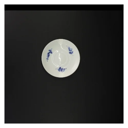 2 stk blå blomst underkopper fra Royal Copenhagen, 1.sortering (str. Diameter 14 cm)