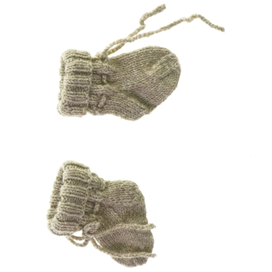 Hjemmestrikkede uldsokker til baby (str. 10 x 5 cm)
