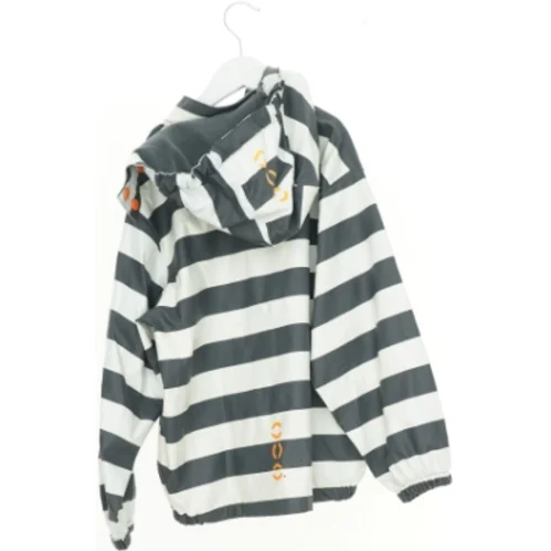 Regnjakke fra Mikk-line (str. 134 cm)