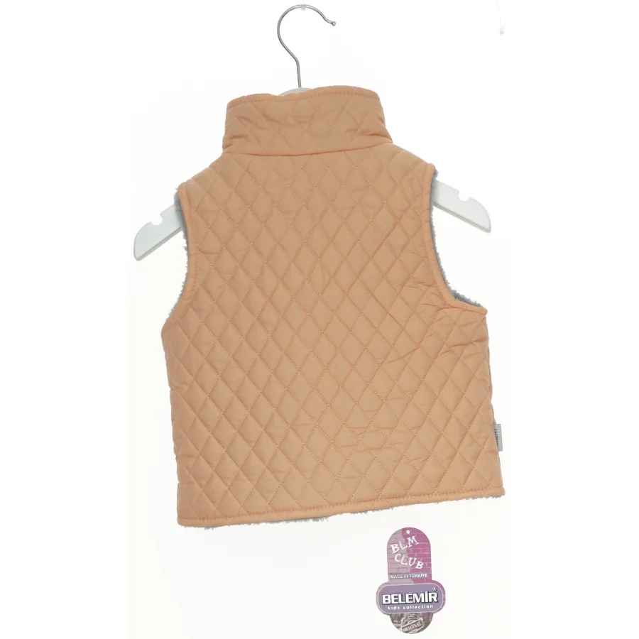 Vest med foer (str. 86)