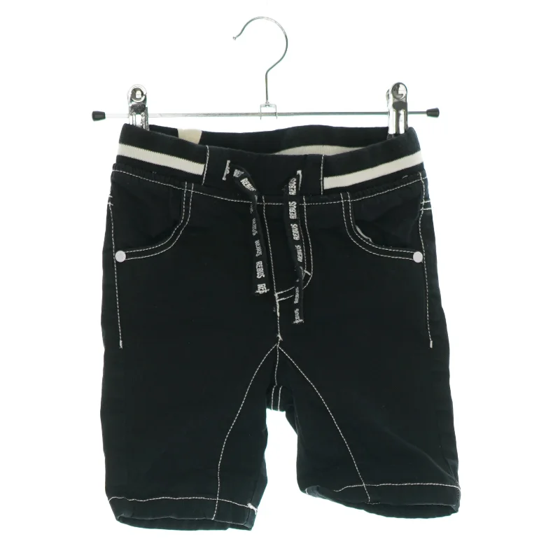 Shorts fra Rebus (str. 98)