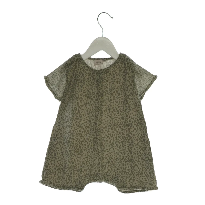 Dragt  fra Sofie Schnoor (Str 80 cm)