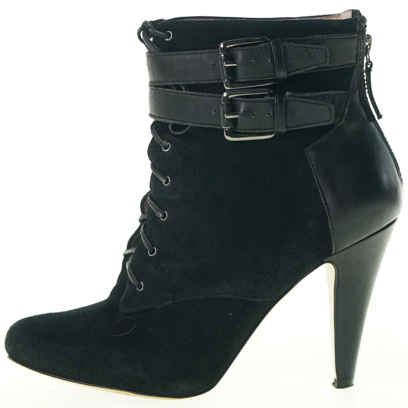 Stiletter fra Reiss (str. 39)