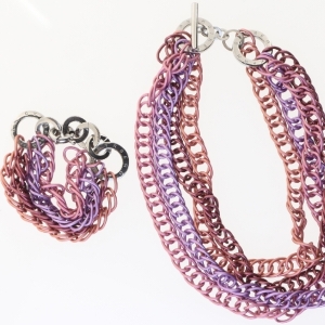 Flerfarvet halskæde (str. 25 & 51 cm)