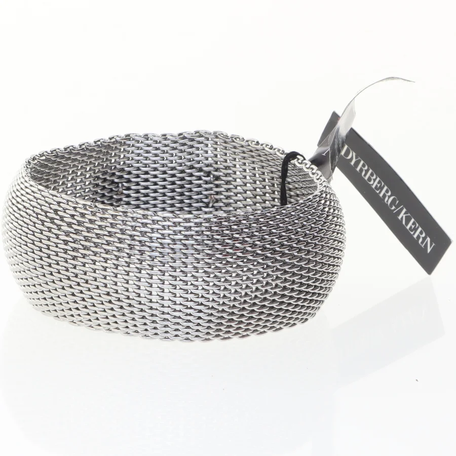 Flettet armbånd fra DYRBERG/KERN (str. 6,2 cm)