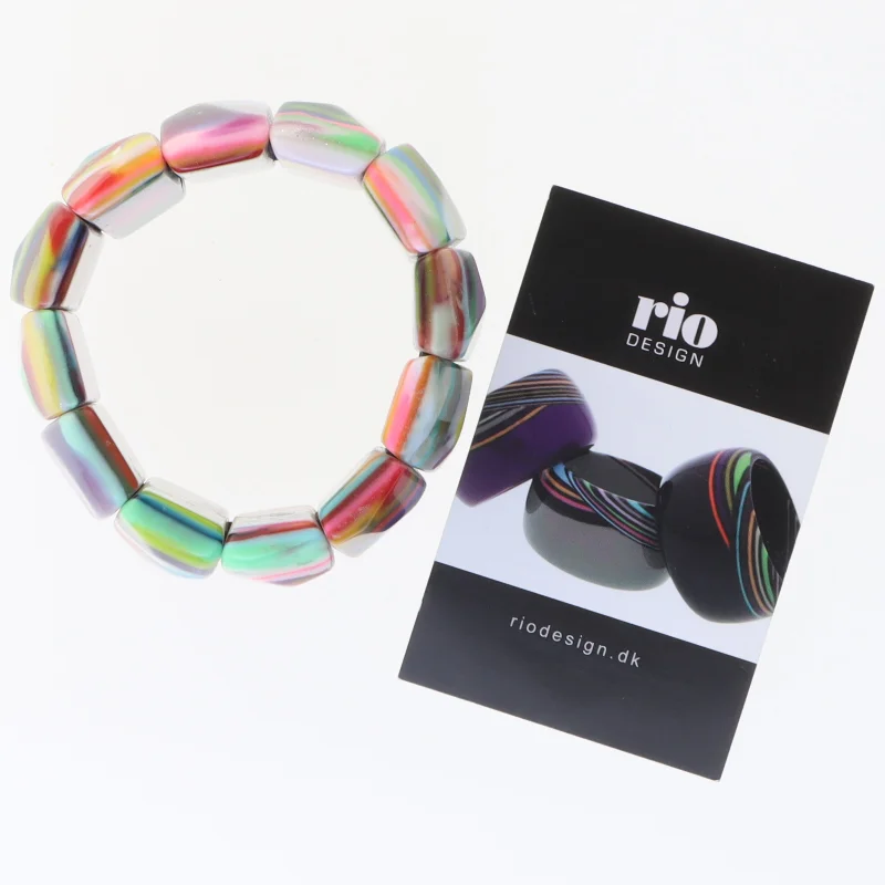 Farverig armbånd fra Rio Design (str. Ø 6 cm)