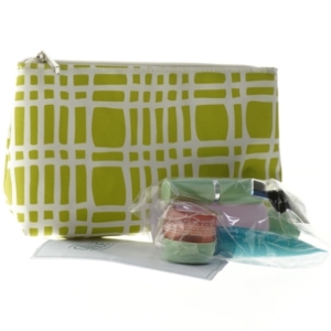 Hudplejesæt og kosmetikpung fra Clinique (str. 20x13 cm)