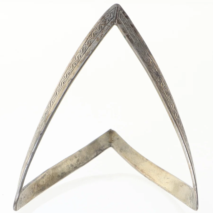 Antikt sølvarmbånd  (str. 8 x 6 cm)