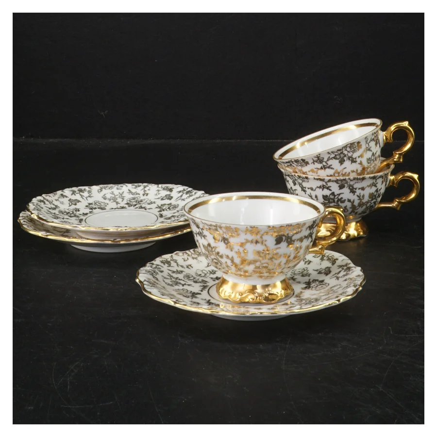 Porcelænskopper og kagetallerkener fra Bareuther (str. 3 kopper. ø 7 cm. 3 tallerkener. ø. 12 cm)
