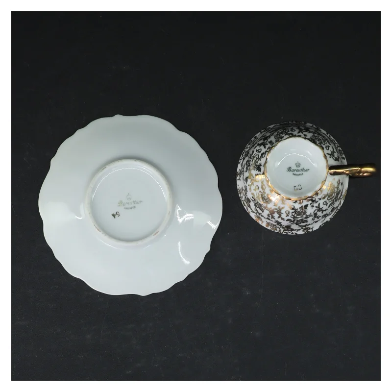 Porcelænskopper og kagetallerkener fra Bareuther (str. 3 kopper. ø 7 cm. 3 tallerkener. ø. 12 cm)