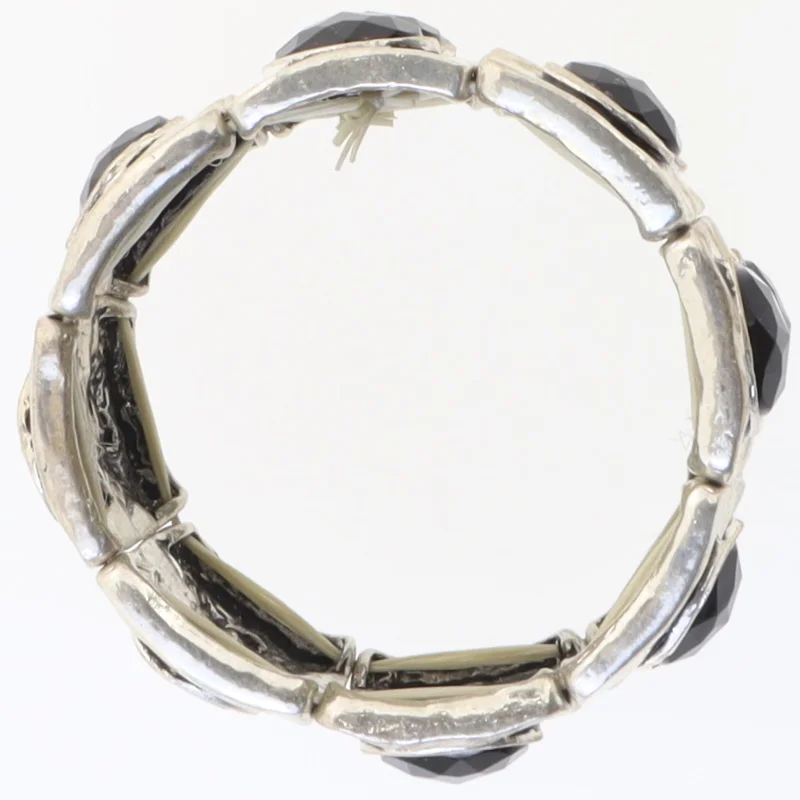 Armbånd med sorte perler (str. Ø 6 cm)