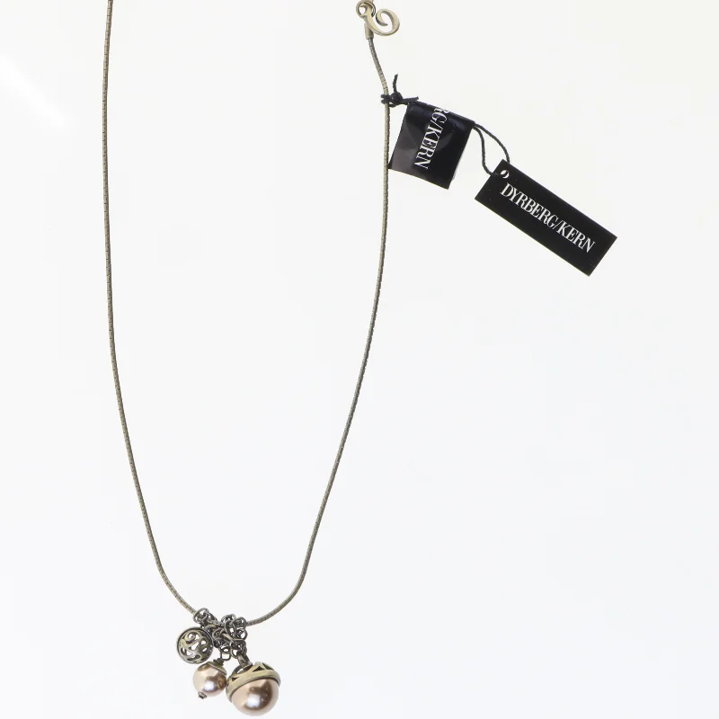 Kæde med vedhæng fra Dyrberg/Kern fra Dyrberg Kern (str. 47 cm)