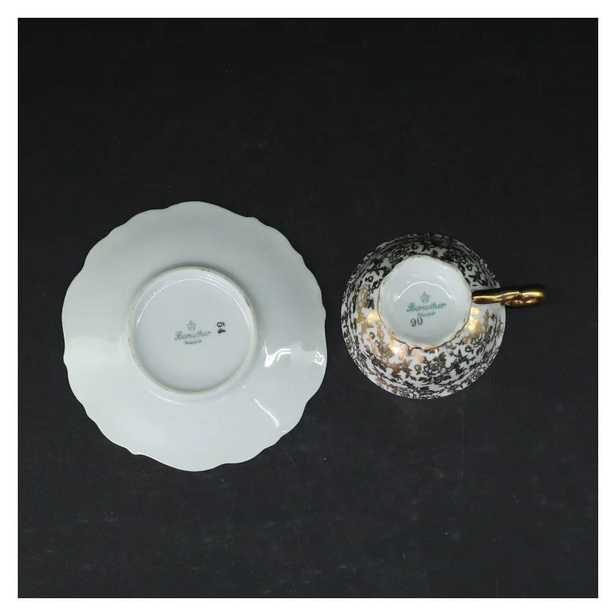 Porcelænskopper og underkopper sæt fra Bareuther (str. 3 kopper. ø 7 cm. 3 tallerkner. ø. 12 cm)
