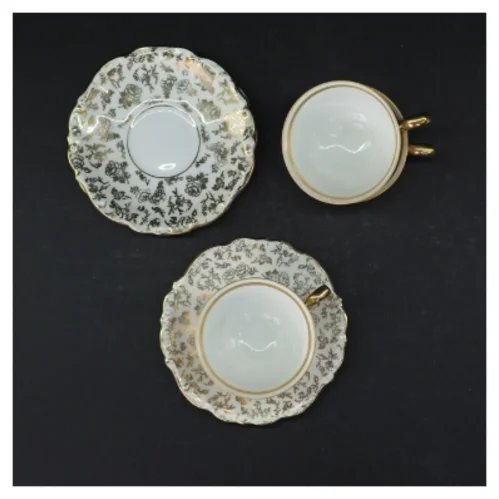 Porcelænskopper og underkopper sæt fra Bareuther (str. 3 kopper. ø 7 cm. 3 tallerkner. ø. 12 cm)