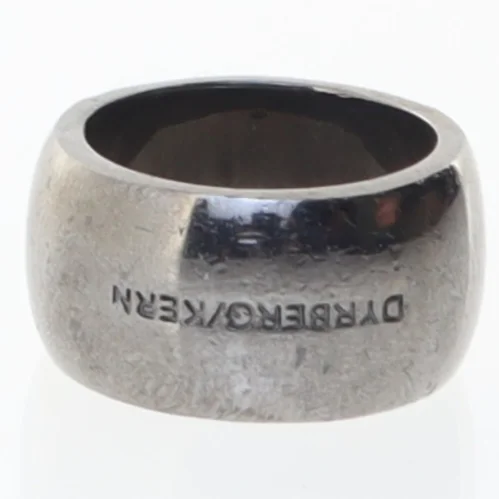 Sølvring med sten fra Dyrberg Kern (str. 55 mm)