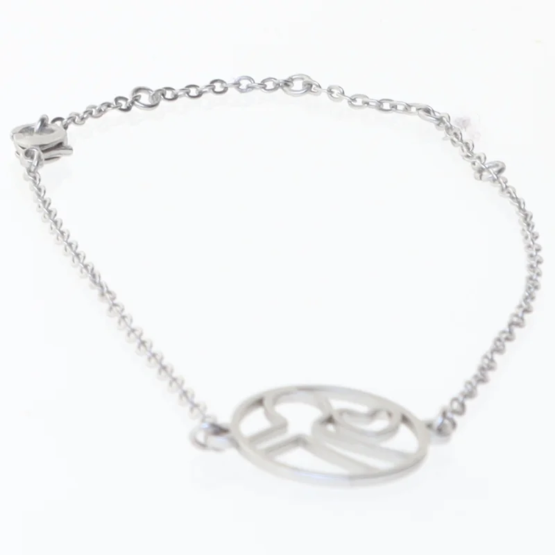 Armbånd med vedhæng (str. 22,5 cm)