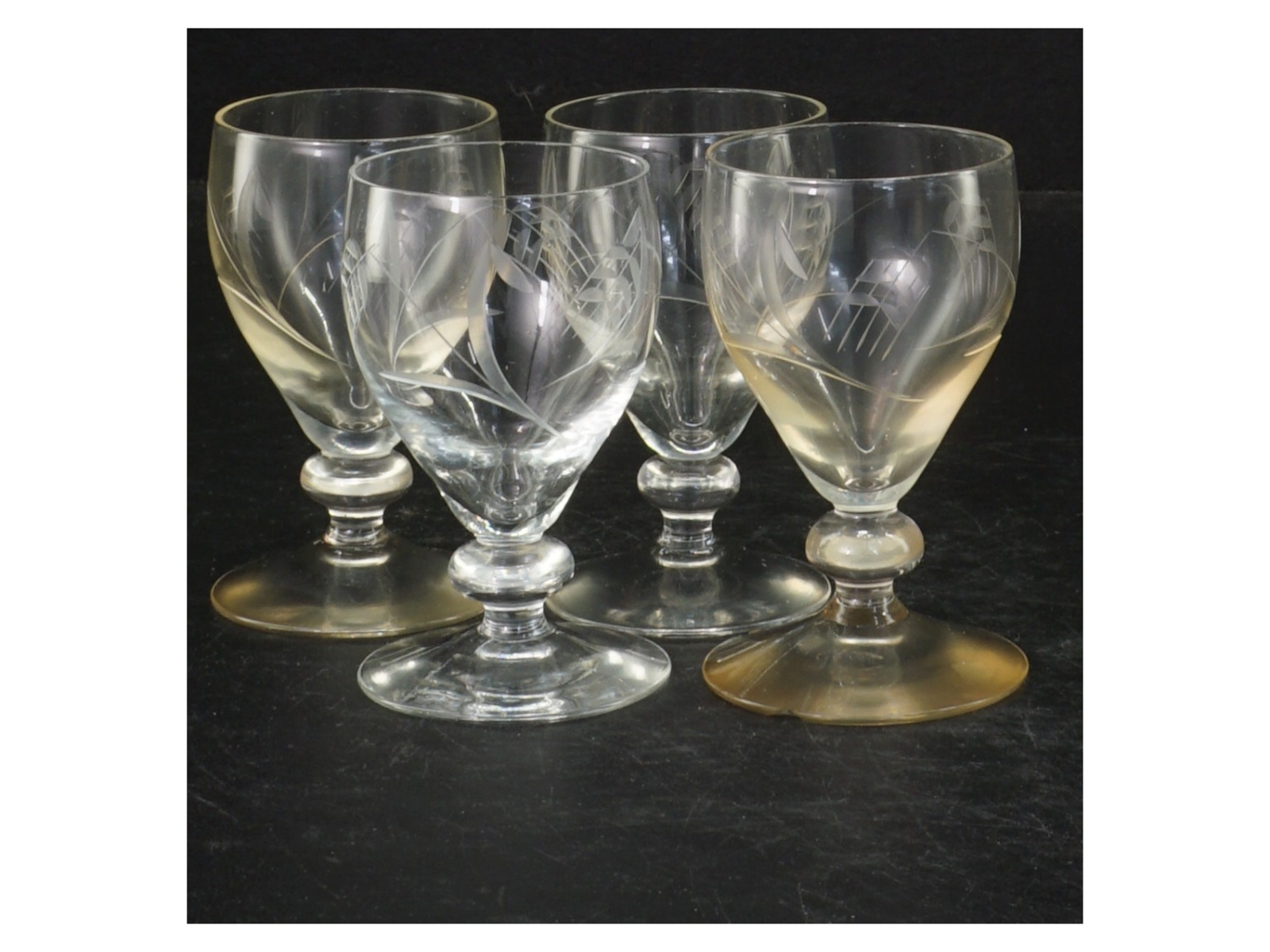 Holmegaard Bygholm portvinsglas (str. 4 styk. ø. 4,5. cm. længde, 8 cm)