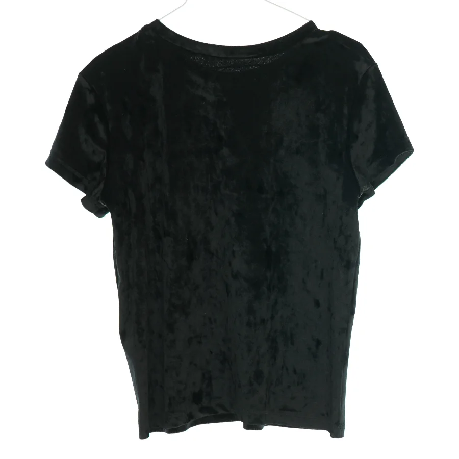 T-Shirt i valeur  fra kappahl (str. 134-140)